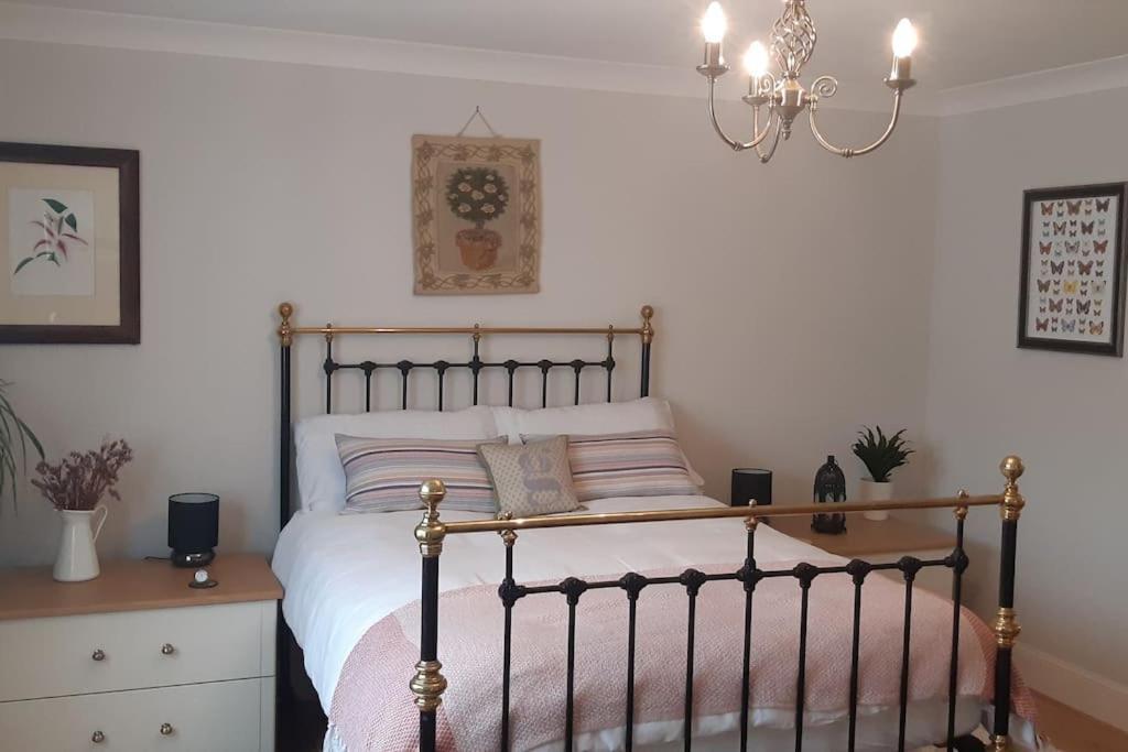 Pinewood Cotage - Country Walks And Relaxation Blairgowrie and Rattray Exterior foto
